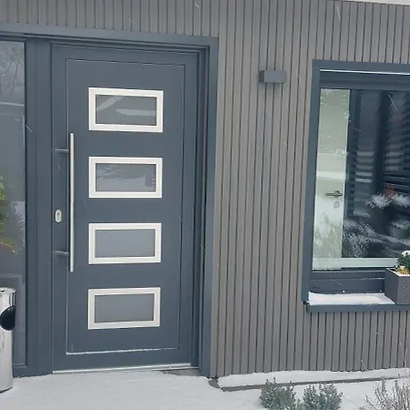 בית נופש Landbruecke גרוסשונאו