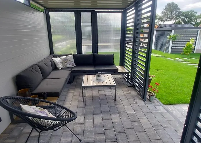 Landbruecke بيت للعطل غروسشوناو