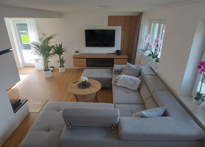 Landbruecke * غروسشوناو