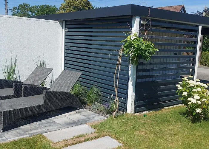 بيت للعطل Landbruecke غروسشوناو